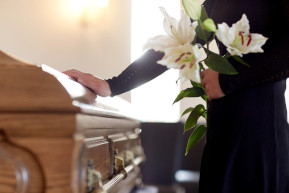 image woman at casket
